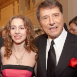 Gloria Burda