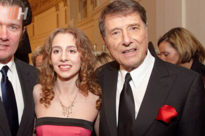 Gloria Burda